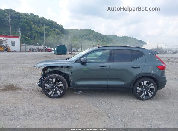YV4L12UC4T2772243 2026 VOLVO XC40 Серый 