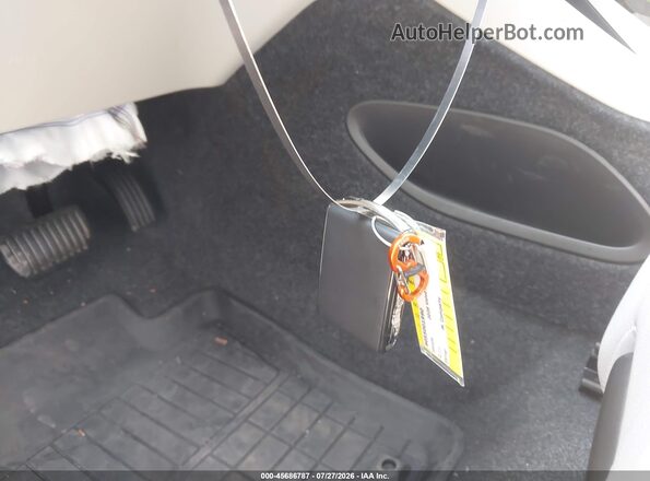 YV4L12UC4T2772243 2026 VOLVO XC40 Серый Вид панели приборов