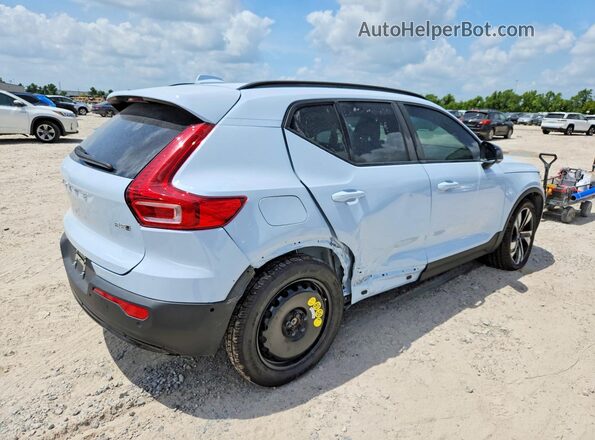 YV4L12UC5S2537901 2025 VOLVO XC40 Blue Rear right