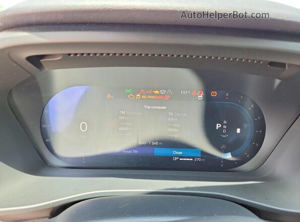 YV4L12UC5S2537901 2025 VOLVO XC40 Blue Instrument cluster view