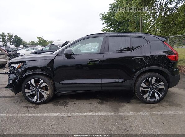 YV4L12UC8S2609044 2025 VOLVO XC40 Black სალონის 360-გრადუსიანი ხედი