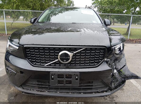 YV4L12UC8S2609044 2025 VOLVO XC40 Black ხელსაწყოთა პანელის ხედი