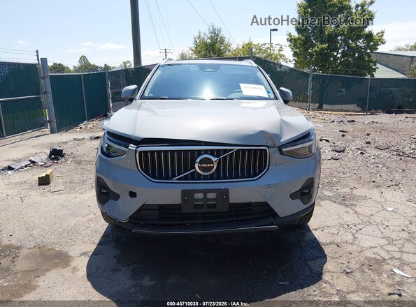 YV4L12UE2S2488612 2025 VOLVO XC40 Gray ხელსაწყოთა პანელის ხედი