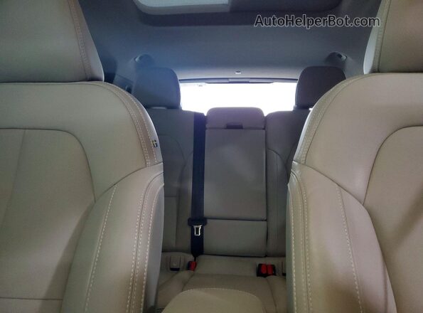 YV4L12UE9R2269043 2024 VOLVO XC40 Black Vista de los asientos traseros