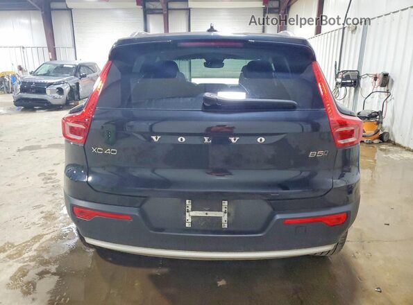 YV4L12UE9R2269043 2024 VOLVO XC40 Black Vista trasera