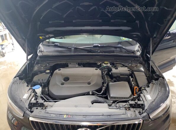YV4L12UE9R2269043 2024 VOLVO XC40 Black Vista del compartimento del motor
