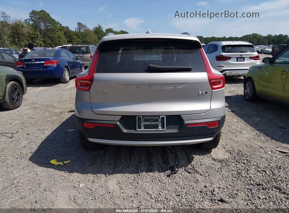 YV4L12UEXS2509884 2025 VOLVO XC40 Серый 