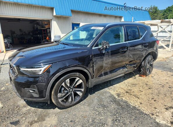 YV4L12UEXS2608883 2025 VOLVO XC40 Black 