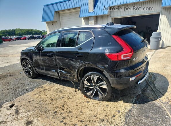 YV4L12UEXS2608883 2025 VOLVO XC40 Black 