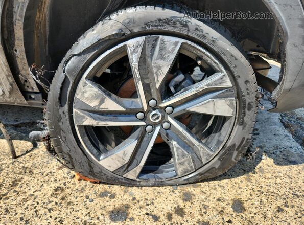 YV4L12UEXS2608883 2025 VOLVO XC40 Black 