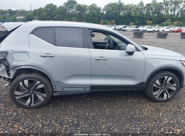 YV4L12UFXS2544336 2025 VOLVO XC40 Gray Rear interior view