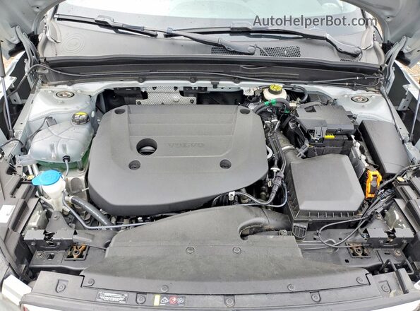 YV4L12UJ0S2477704 2025 VOLVO XC40 Gray Widok wnętrza z tyłu
