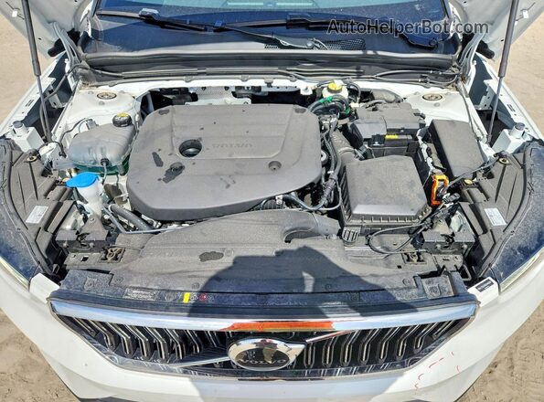 YV4L12UJ5S2544331 2025 VOLVO XC40 Белый Вид подкапотного пространства