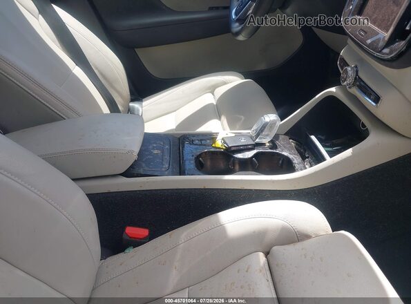 YV4L12UL3R2356922 2024 VOLVO XC40 Green Widok wnętrza z przodu
