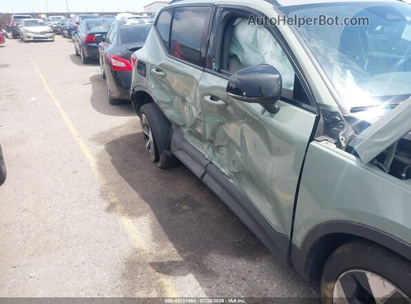 YV4L12UL3R2356922 2024 VOLVO XC40 Green Widok wnętrza z tyłu