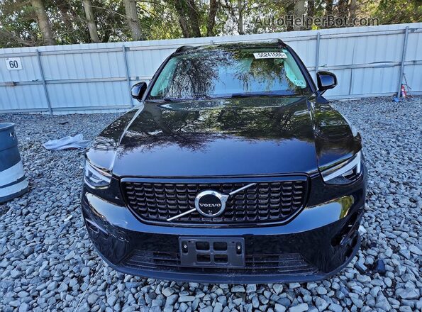 YV4L12UL9R2246151 2024 VOLVO XC40 Black Vista frontal