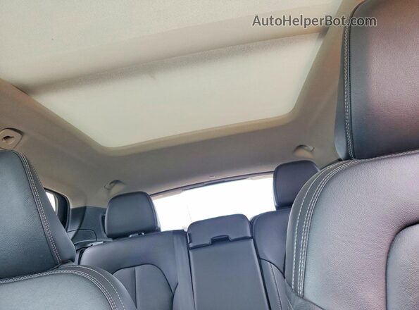 YV4L12UM0R2251683 2024 VOLVO XC40 Gray Widok tylnych siedzeń