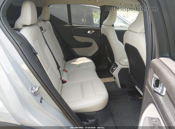 YV4L12UM0R2280164 2024 VOLVO XC40 Gray Widok naklejki z numerem VIN