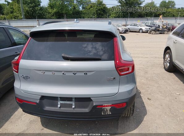 YV4L12UM0R2280164 2024 VOLVO XC40 Gray 