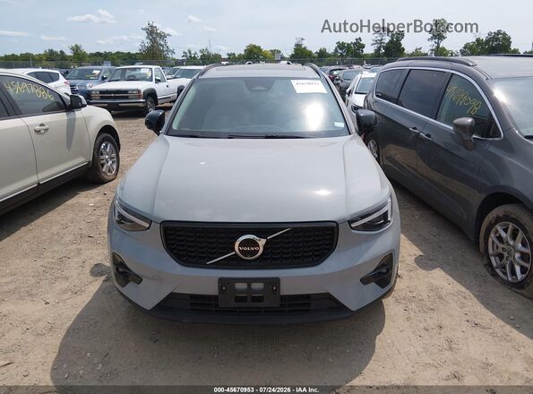 YV4L12UM0R2280164 2024 VOLVO XC40 Gray Widok zestawu wskaźników