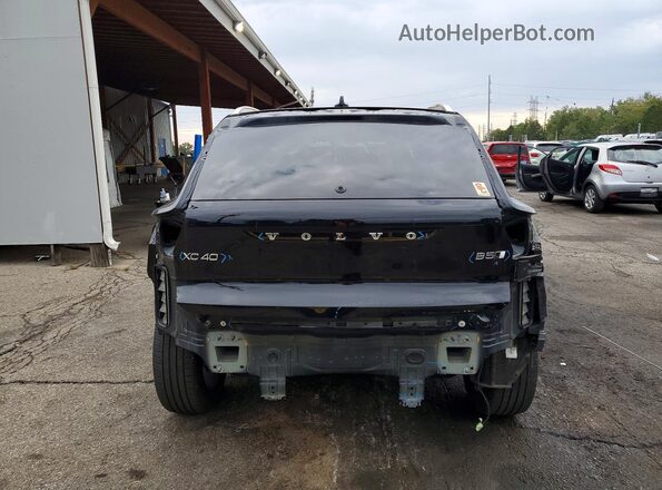 YV4L12UN9P2953166 2023 VOLVO XC40 Black Вид ззаду