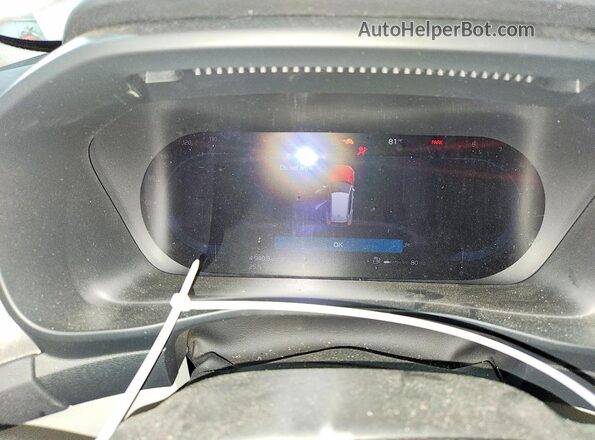 YV4L12UNXP2953175 2023 VOLVO XC40 White Instrument cluster view