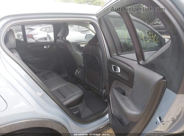 YV4L12UV5P2096554 2023 VOLVO XC40 Gray VIN sticker view