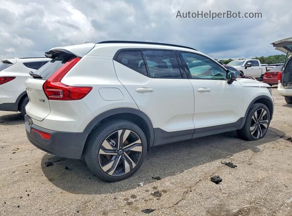 YV4L12UX0P2937438 2023 VOLVO XC40 White უკანა მარჯვენა