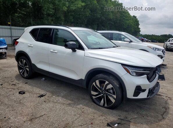 YV4L12UX0P2937438 2023 VOLVO XC40 White წინა მარჯვენა