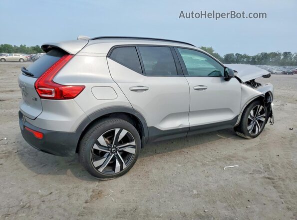 YV4L12UX6P2062494 2023 VOLVO XC40 Silver Tył prawy