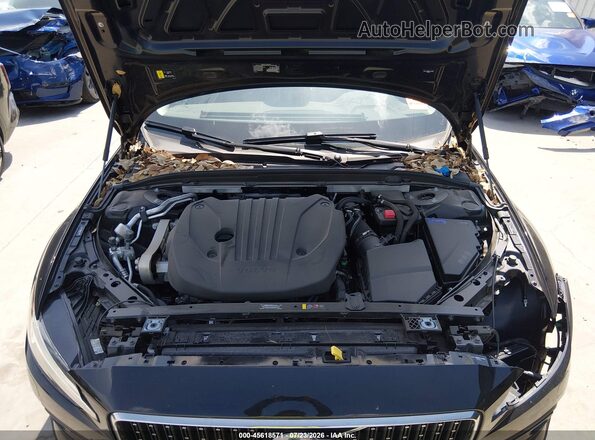 YV4L12WK0S2147065 2025 VOLVO V60 CROSS COUNTRY Black უკანა ხედი