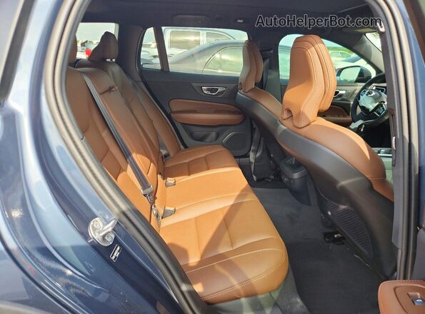 YV4L12WK9T2174007 2026 VOLVO V60 Blue Widok wnętrza z tyłu