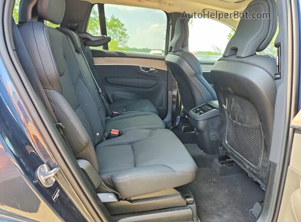 YV4M12PA8S1365769 2025 VOLVO XC90 Blue Вид задньої частини салону