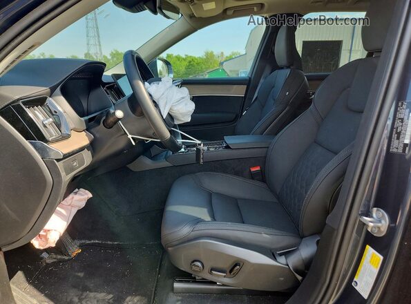 YV4M12PA8S1365769 2025 VOLVO XC90 Blue Вид салону спереду