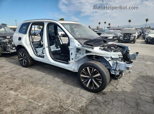 YV4M12PJ6T1495616 2026 VOLVO XC90 White 