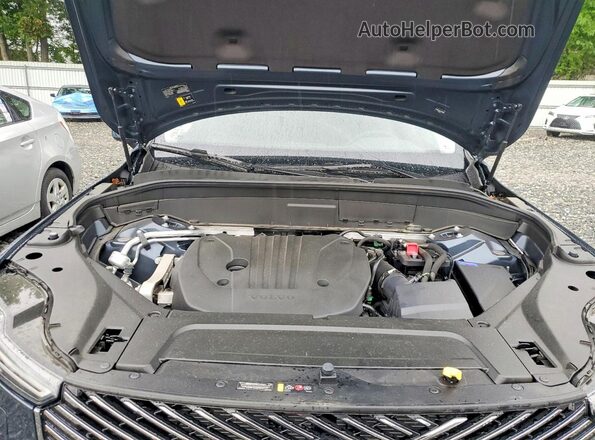 YV4M12PJXT1470038 2026 VOLVO XC90 Blue Vista del compartimento del motor