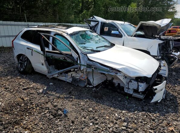 YV4M12RC0T1454199 2026 VOLVO XC60 White Przód prawy