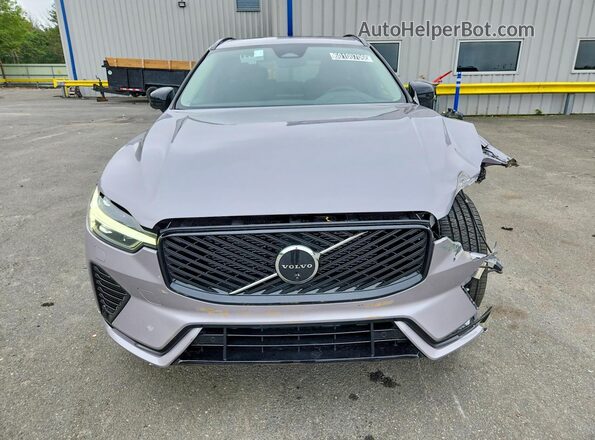 YV4M12RC2T1449926 2026 VOLVO XC60 Silver Вид спереду