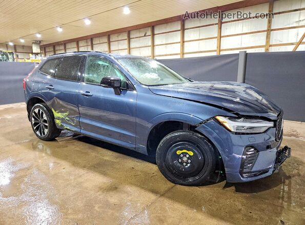 YV4M12RC3T1414361 2026 VOLVO XC60 Gray Przód prawy