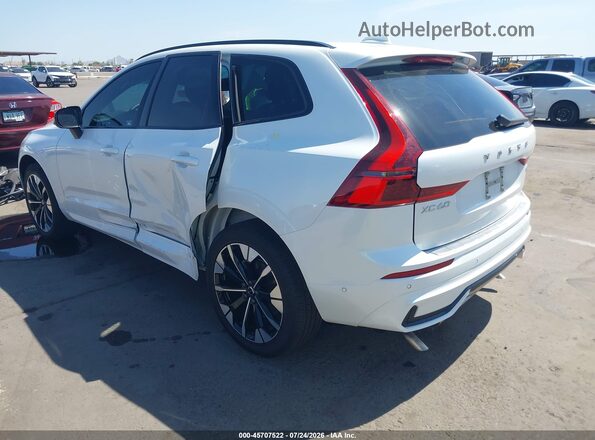 YV4M12RC3T1426803 2026 VOLVO XC60 White Հետևի ձախ