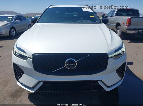 YV4M12RC3T1426803 2026 VOLVO XC60 White Սարքավորումների վահանակի տեսք
