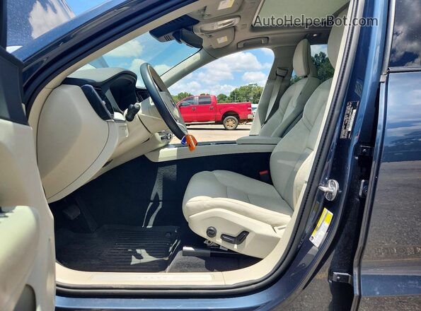 YV4M12RC4S1152848 2025 VOLVO XC60 Синий Вид салона спереди