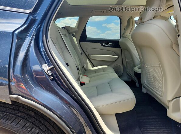 YV4M12RC4S1152848 2025 VOLVO XC60 Синий Вид задней части салона