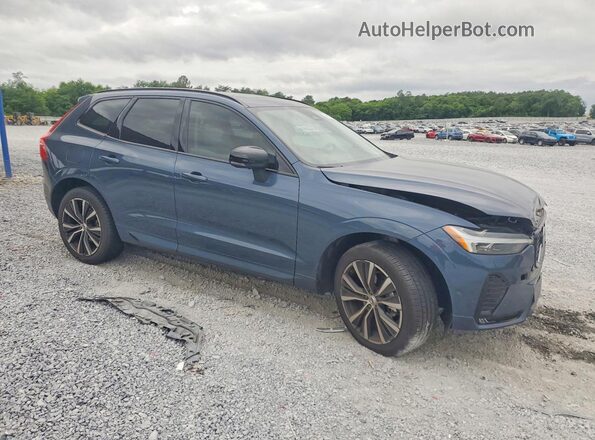 YV4M12RC5S1086097 2025 VOLVO XC60 Синий Передняя правая четверть