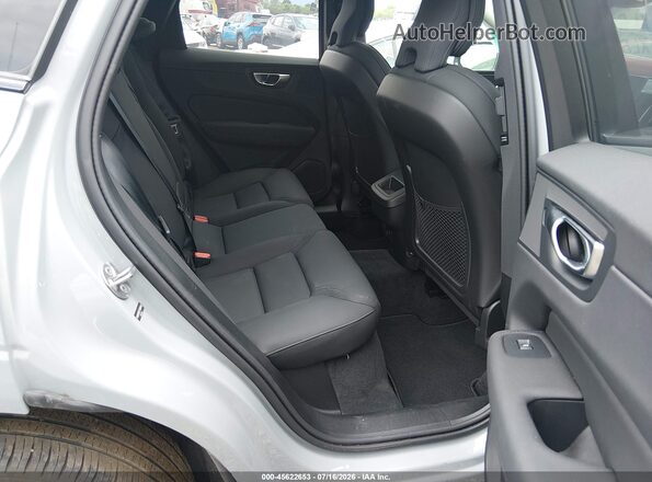 YV4M12RC5T1382450 2026 VOLVO XC60 Gray Vista de la etiqueta del VIN