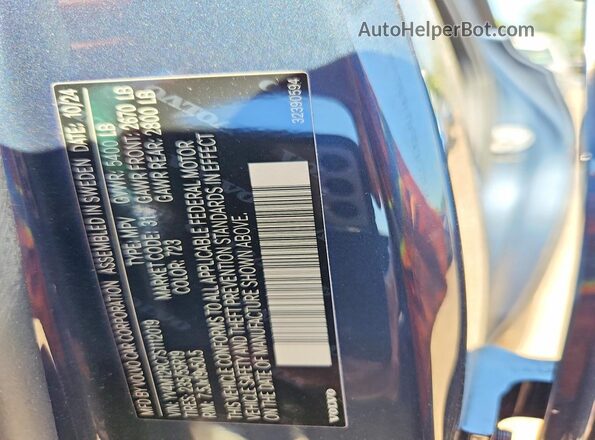 YV4M12RC7S1112019 2025 VOLVO XC60 Charcoal Vista interior de 360 grados