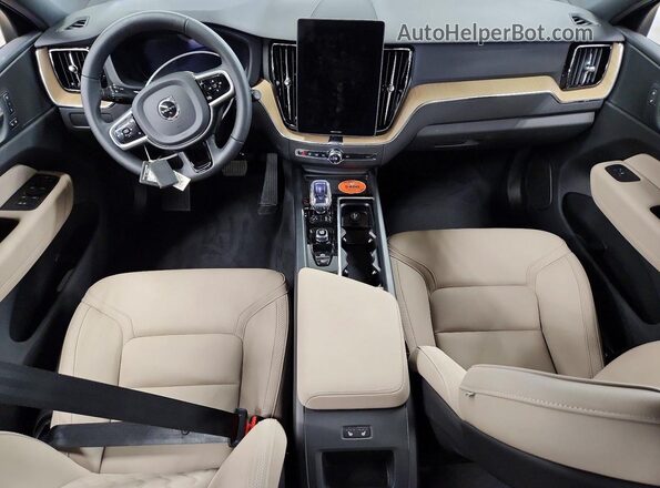 YV4M12RC7T1464535 2026 VOLVO XC60 White Առջևի վահանակի տեսք