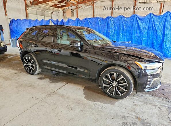 YV4M12RC8S1002760 2025 VOLVO XC60 Black Առջևի աջ