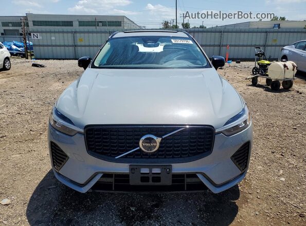 YV4M12RC8S1182659 2025 VOLVO XC60 Gray Widok z przodu