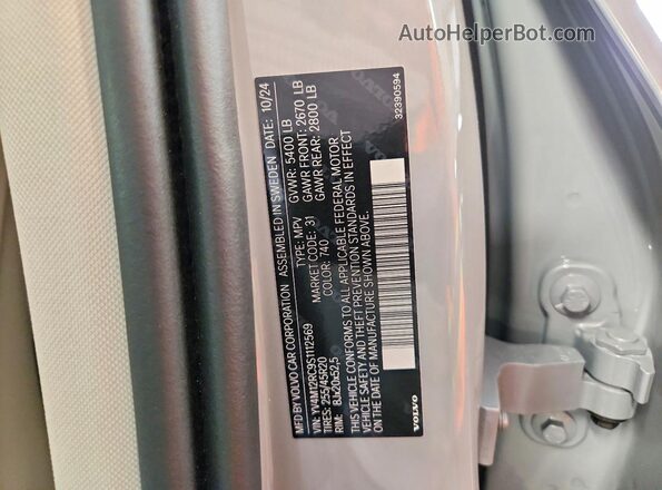 YV4M12RC9S1112569 2025 VOLVO XC60 Серый Вид наклейки с VIN-кодом